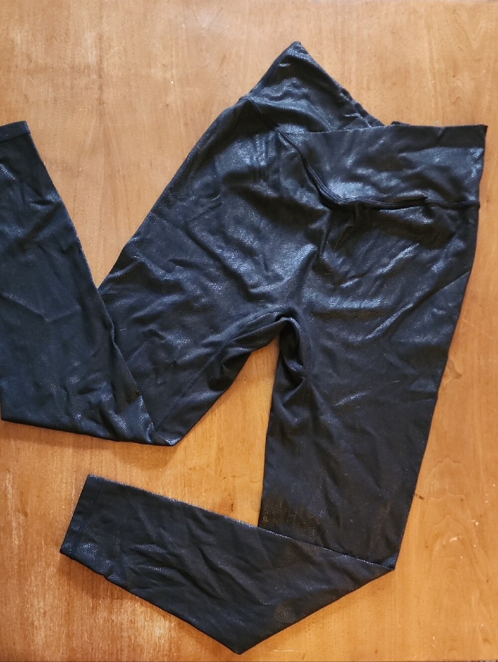 BuffBunny Collection Crossover Snakeskin Print High Waisted Leggings